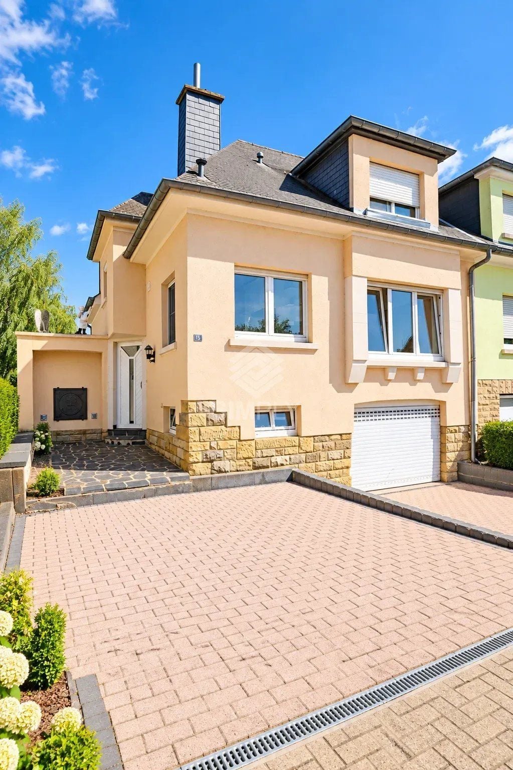 2-bedroom House for sale in Roeser