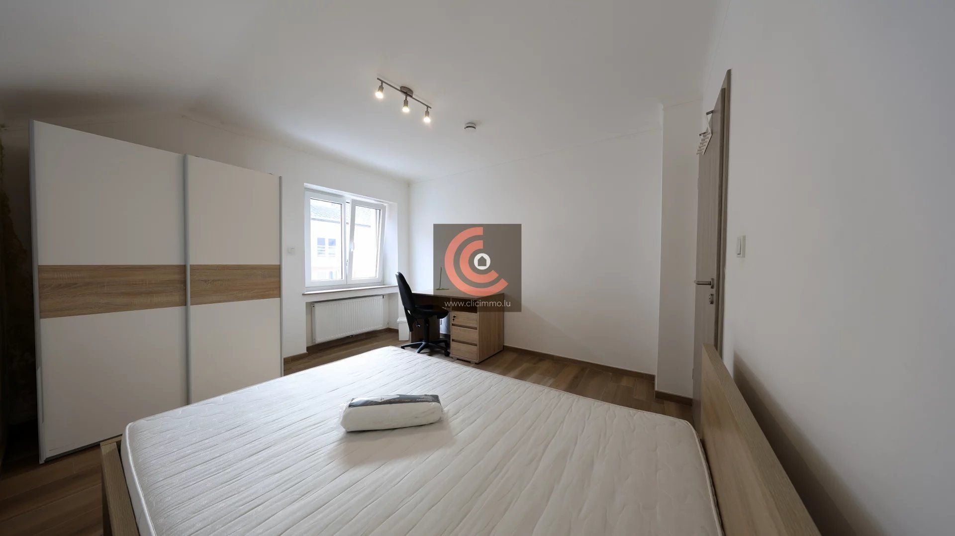 Schlafzimmer zur Miete in Luxembourg-Dommeldange