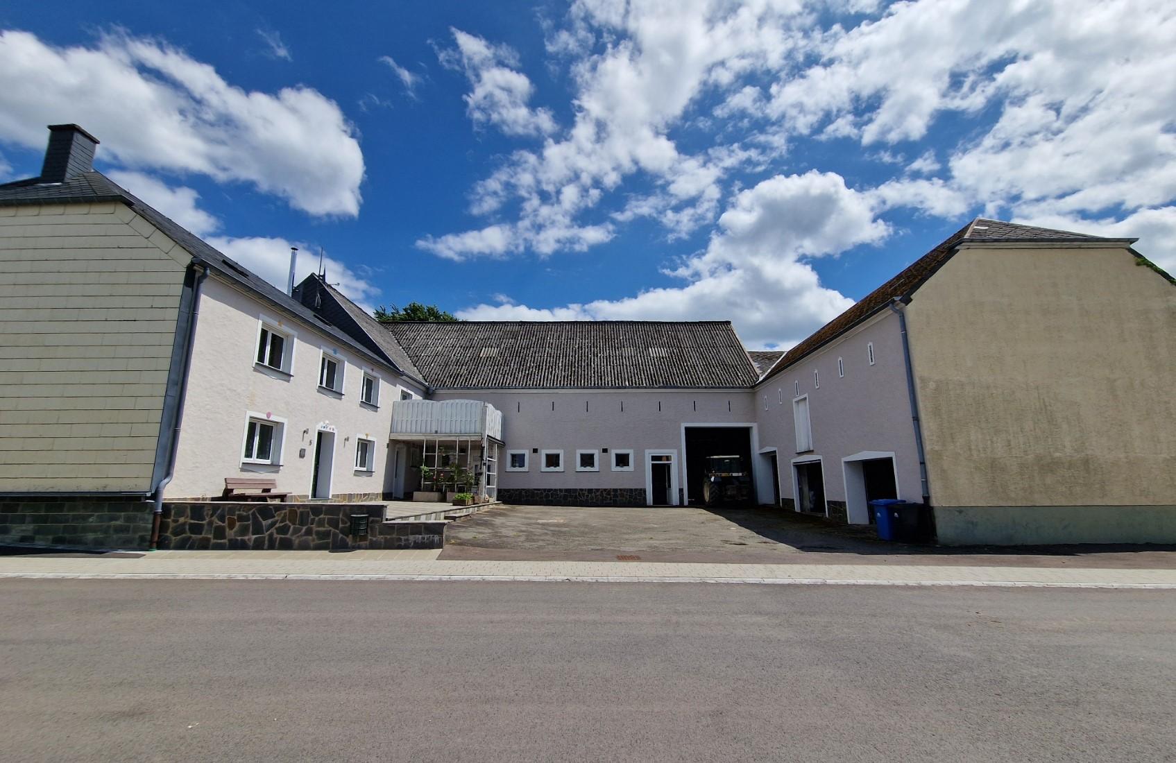7-bedroom Detached house for sale in Merscheid