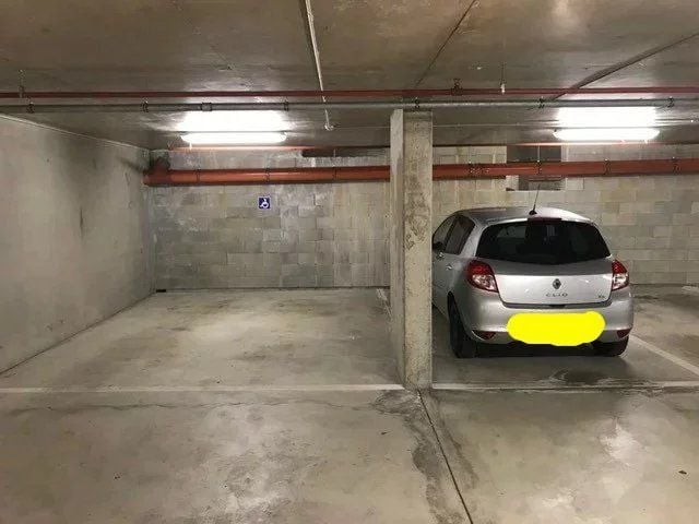 Garage zur Miete in Pétange