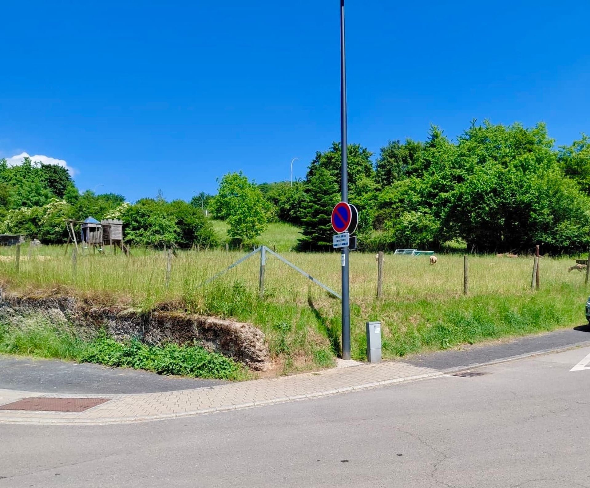 Building land for sale in Schieren