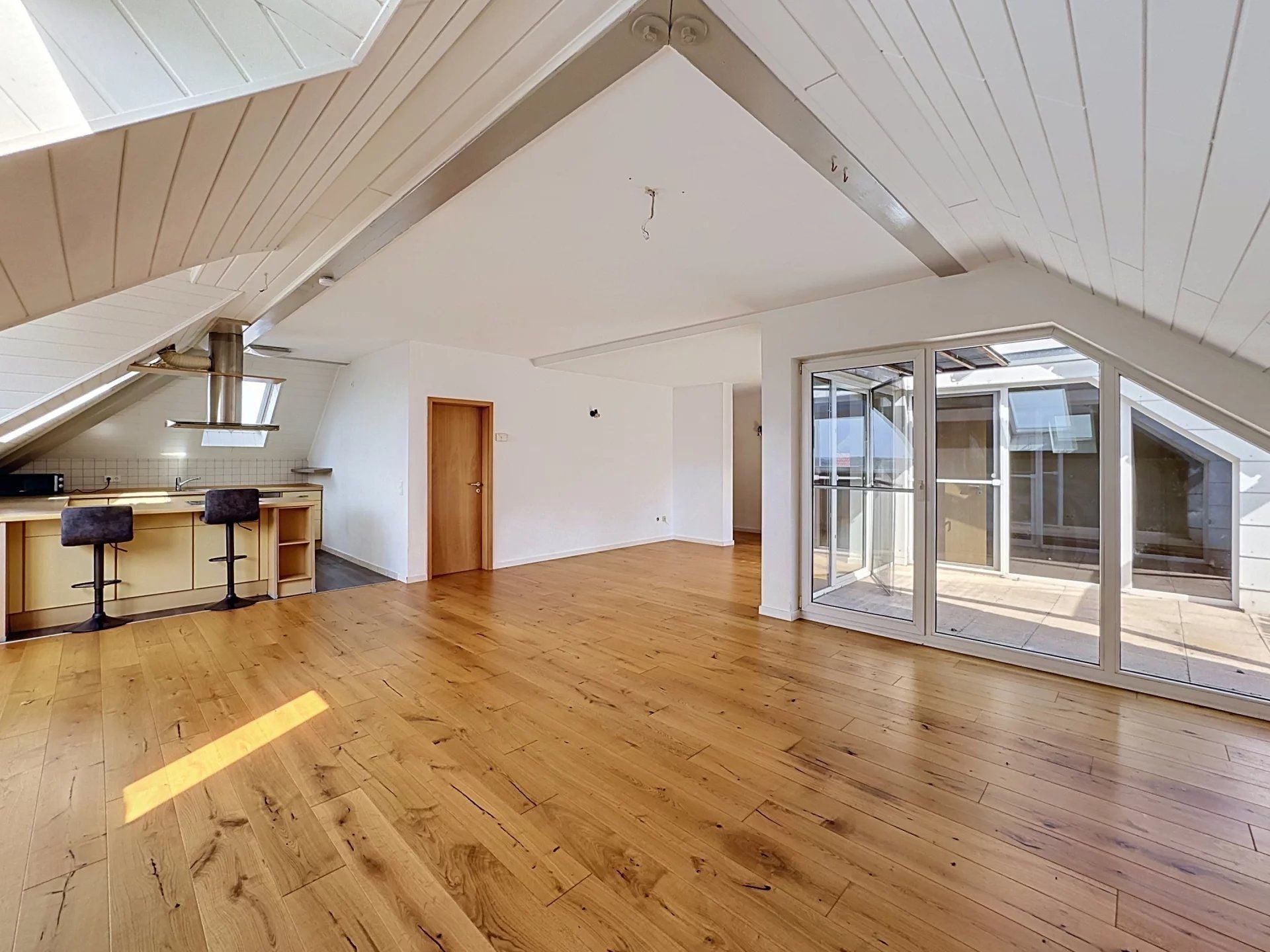 2-bedroom Apartment for sale in Perl