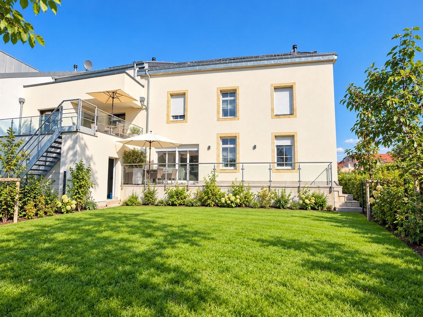 6-bedroom Semi-detached house for sale in Filsdorf, Dalheim municipality