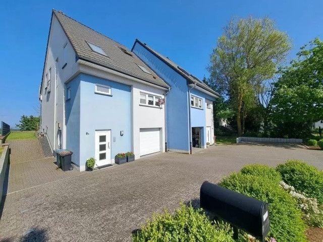4-Zimmer-Doppelhaushälfte zum Verkauf in Consdorf