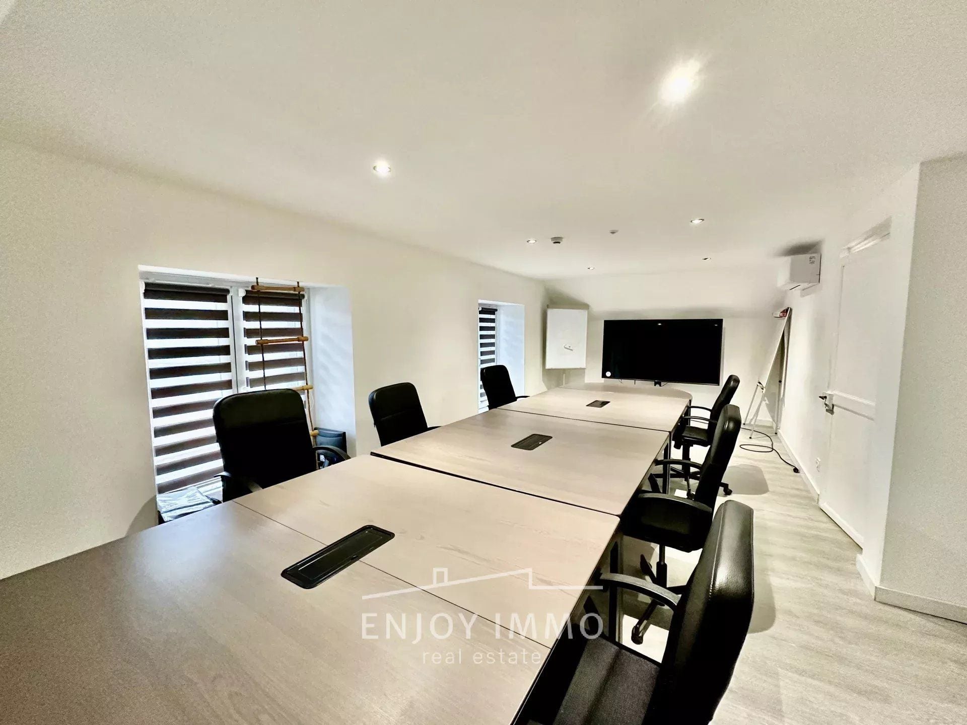 Büro zur Miete in Rodange, Gemeinde Pétange