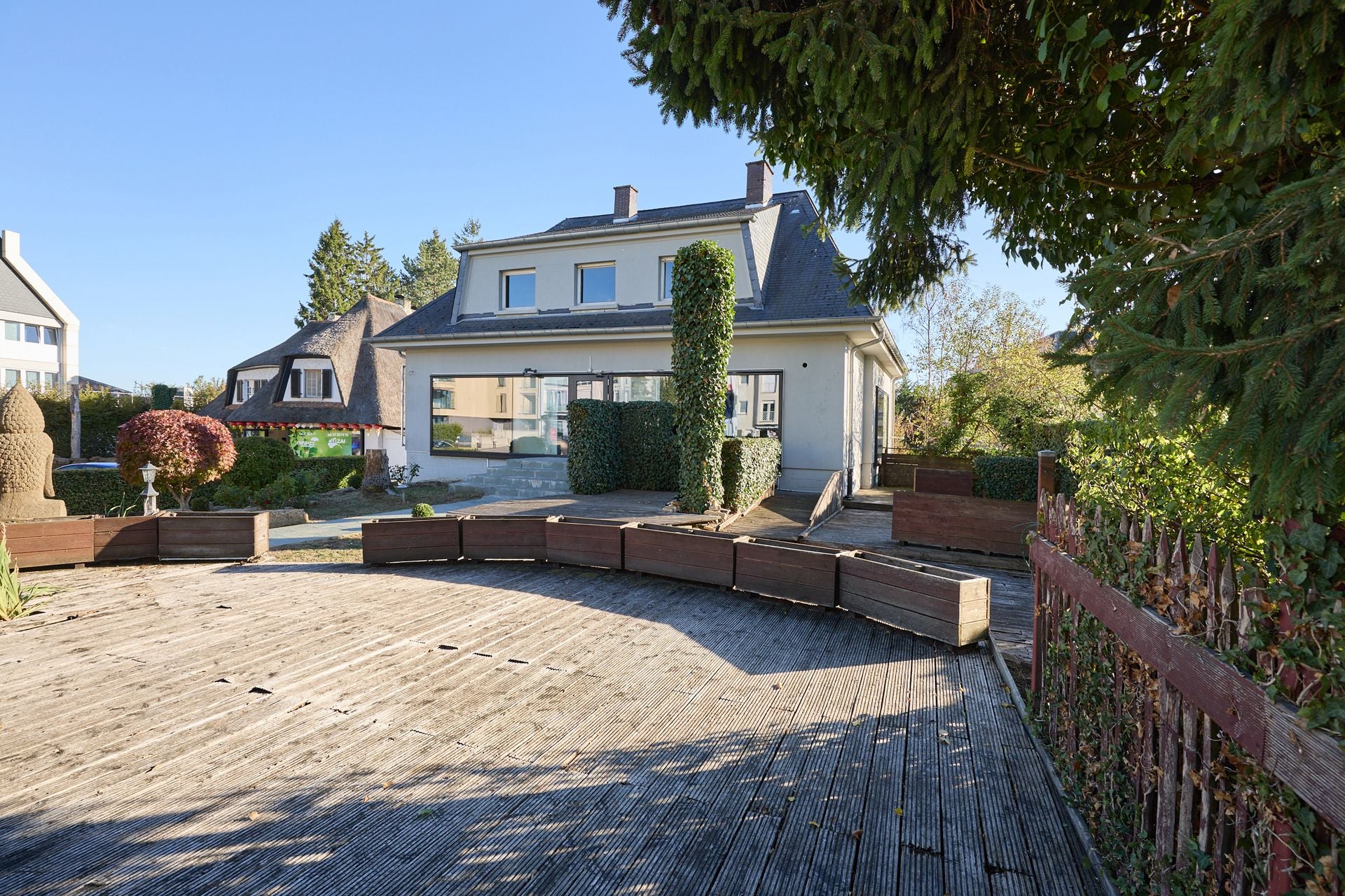 Local & Business assets for rent in Strassen