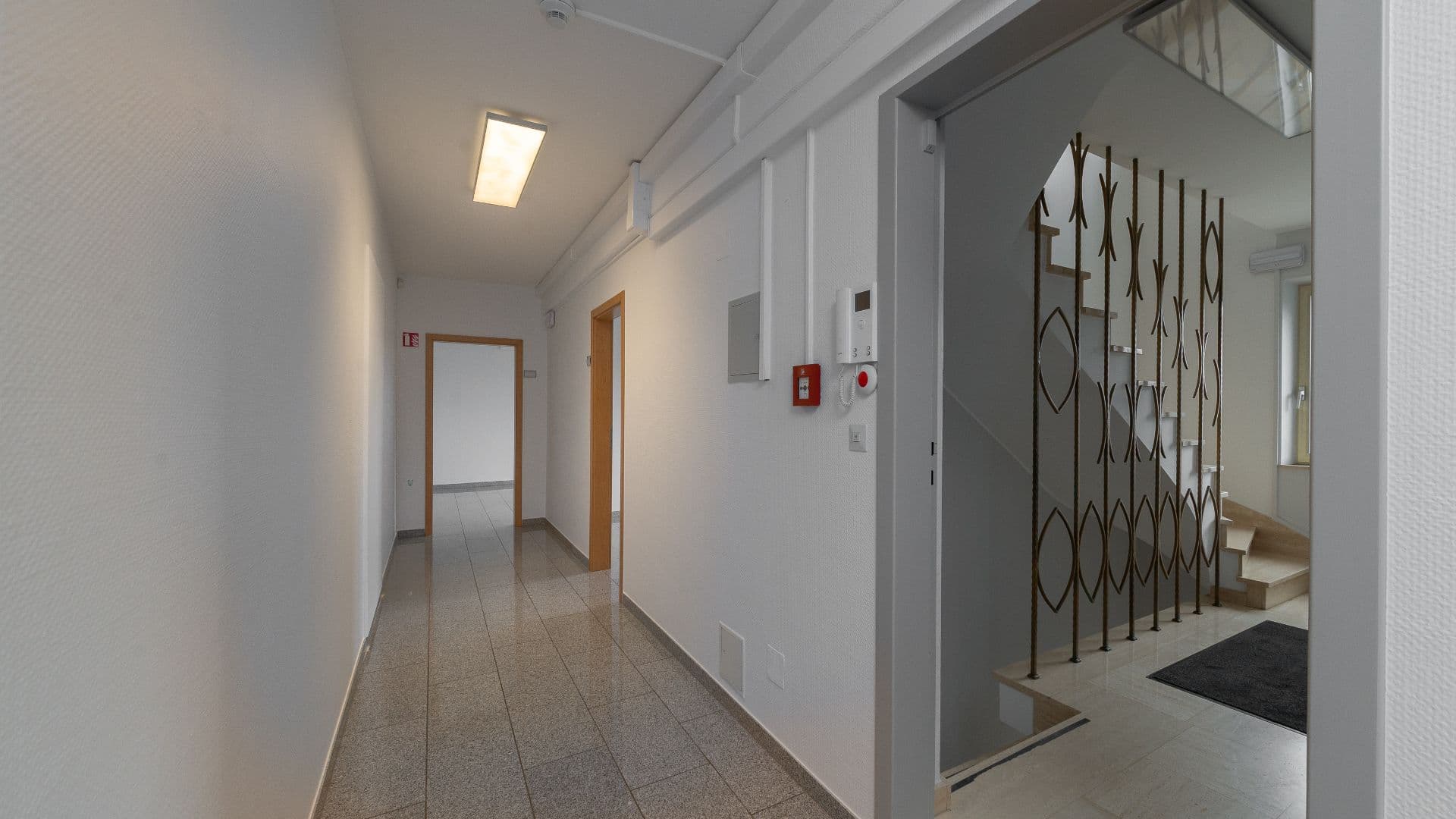 Büro zur Miete in Bertrange