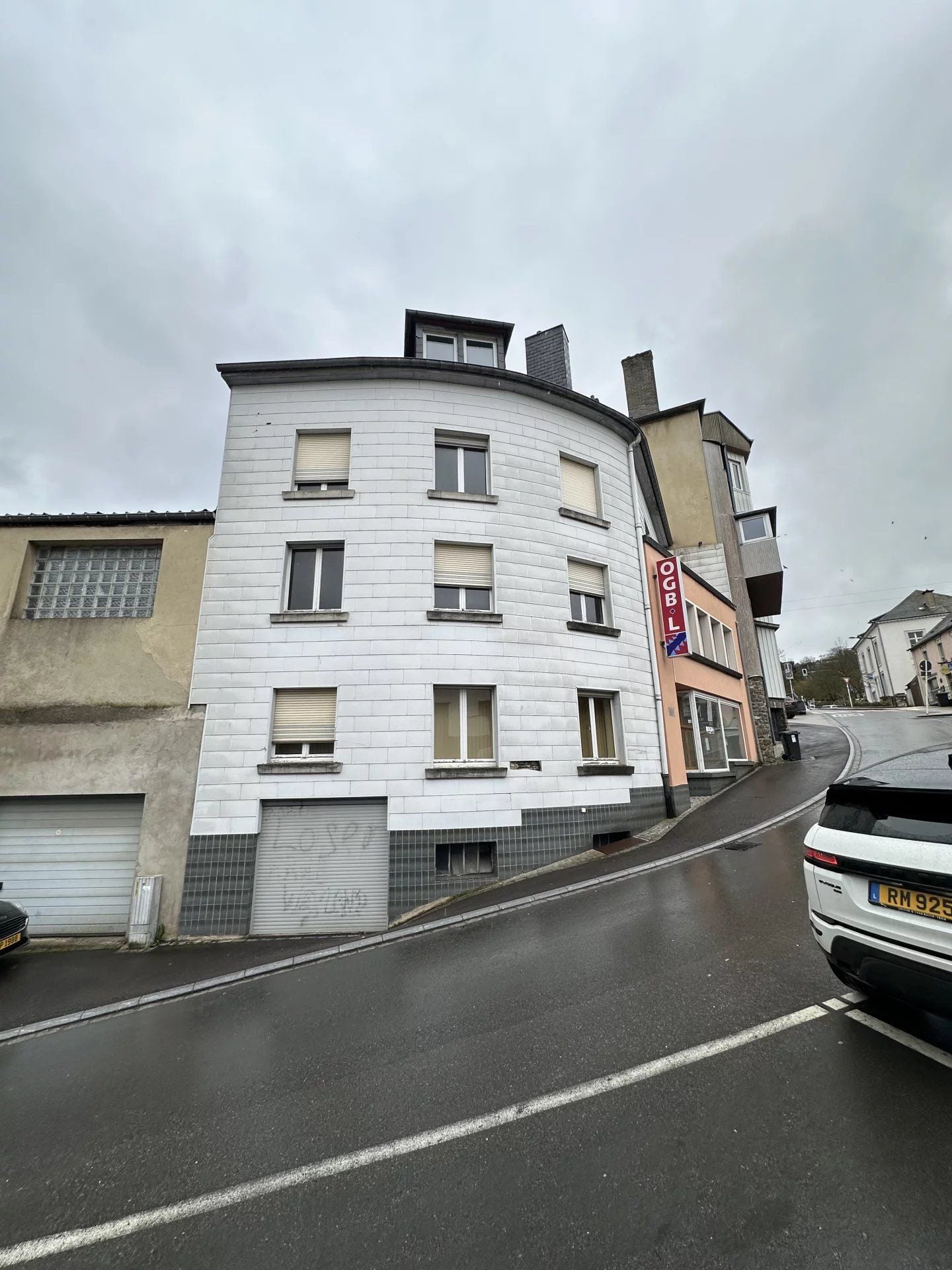 2-Einheit-Gebäude zum Verkauf in Wiltz