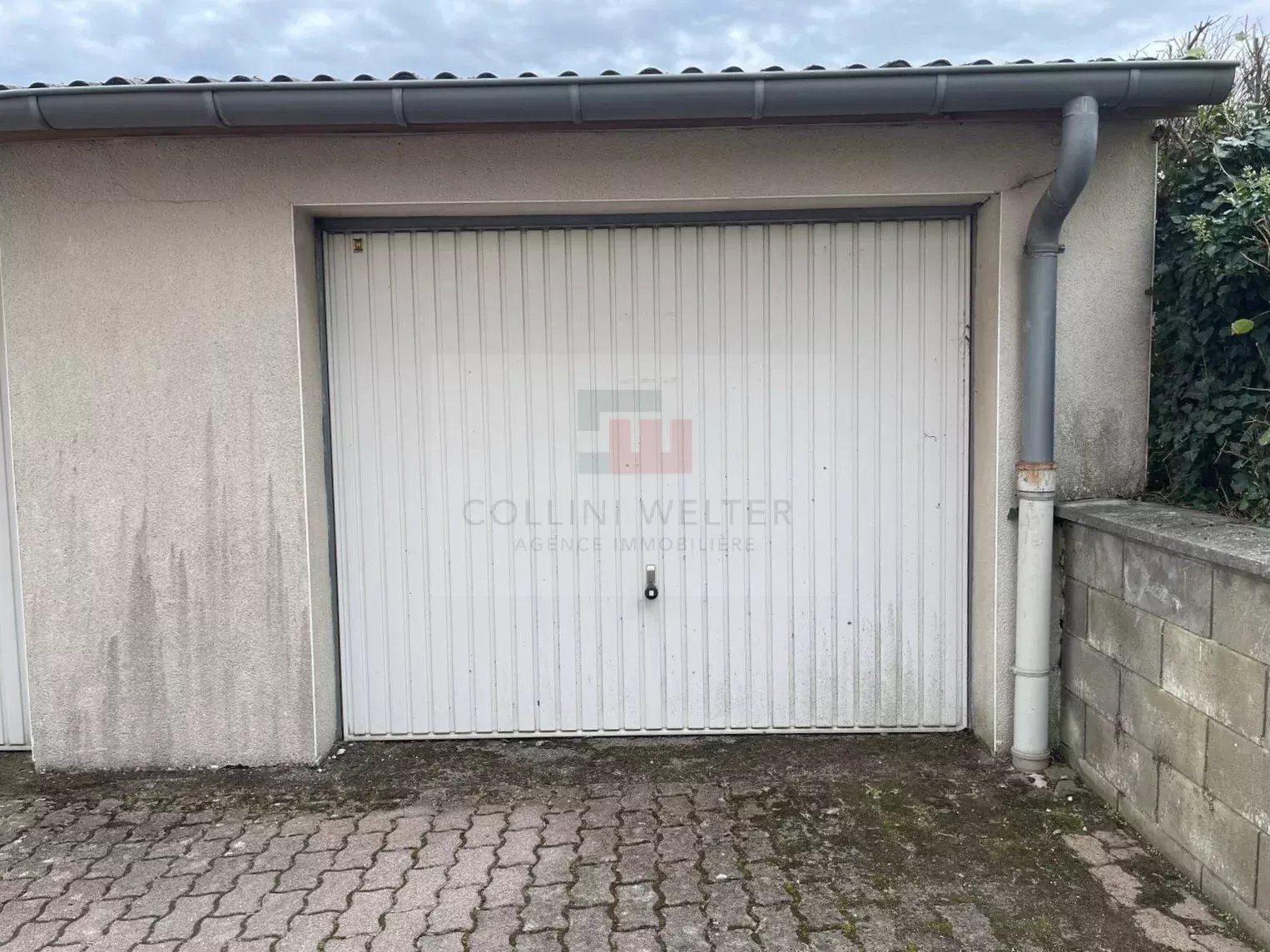 1-unit Carpark for sale in Kayl