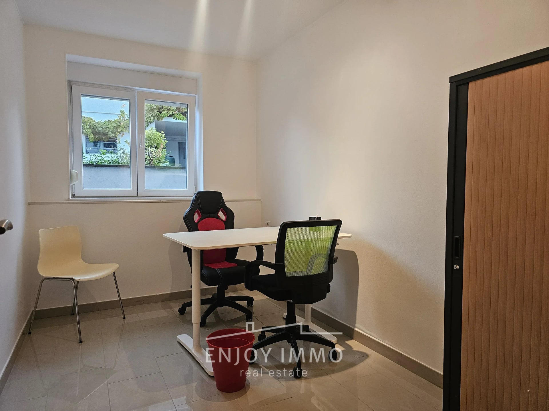 Bureau 1 unité en location à Mamer