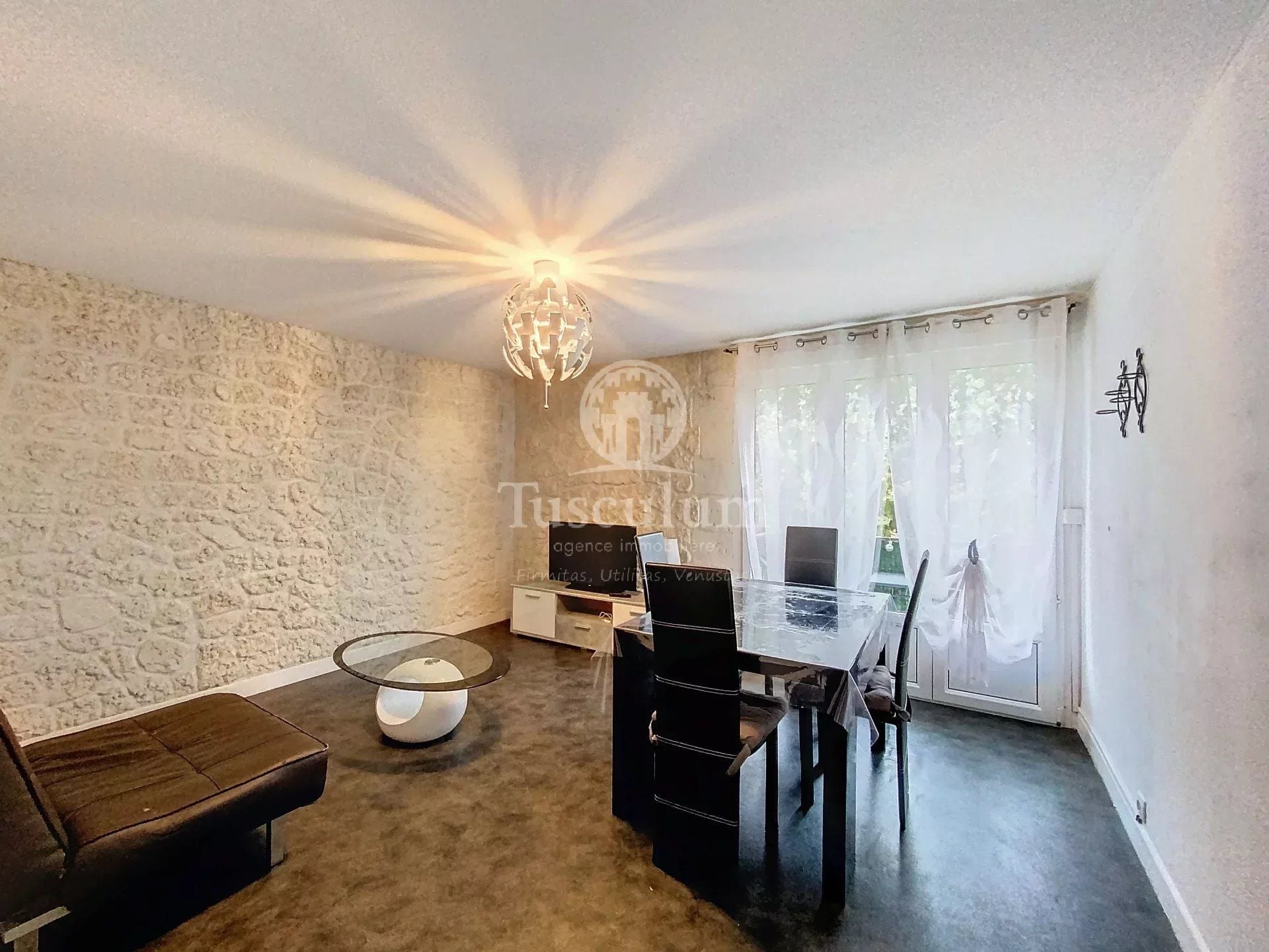 2-bedroom Apartment for rent in Rombas