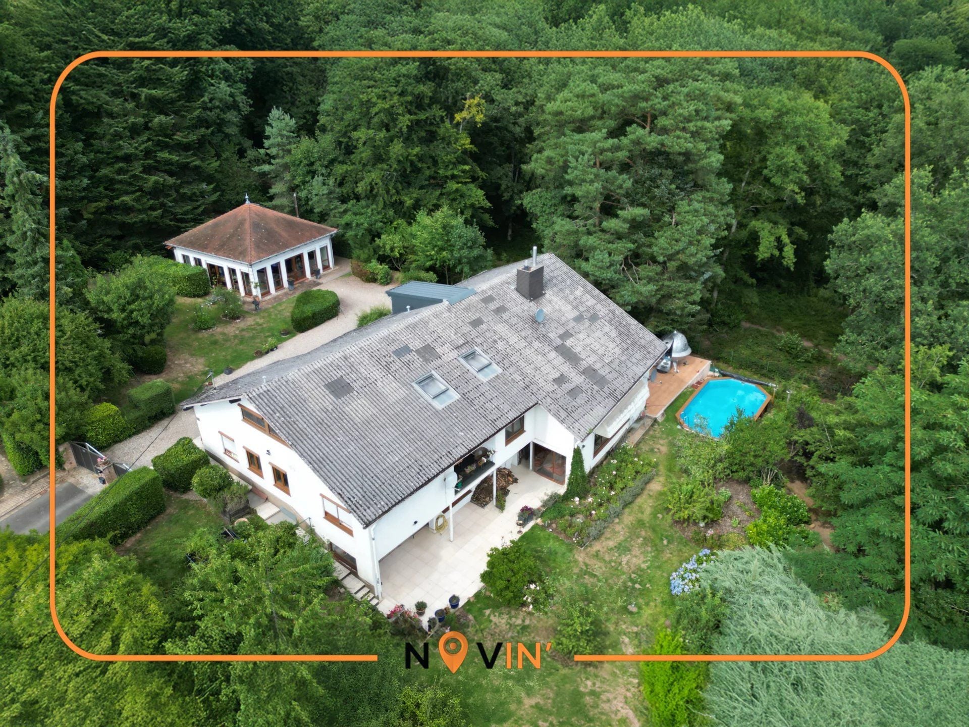 6-bedroom Villa for sale in Mettlach (DE)