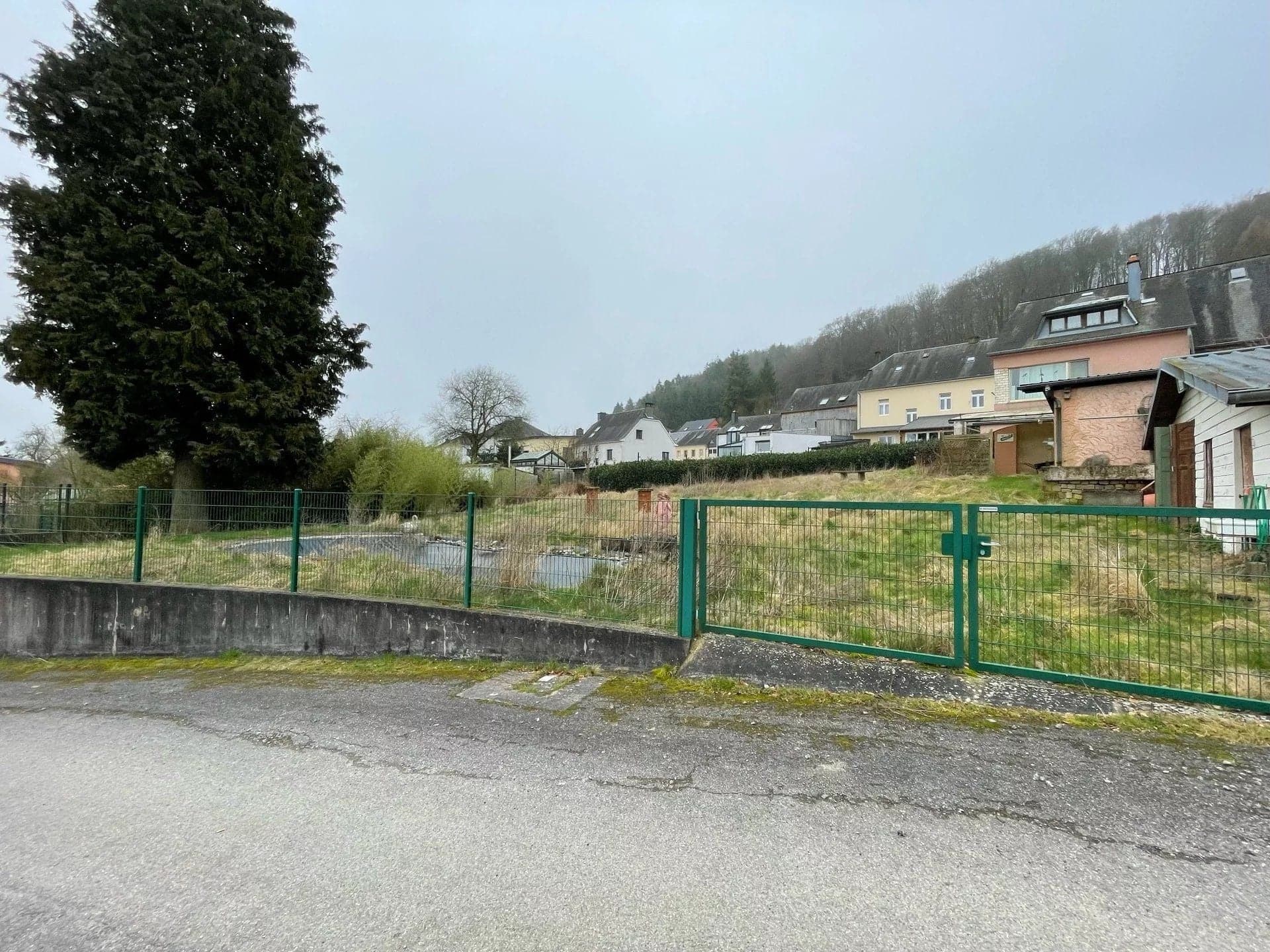 Grundstück zum Verkauf in Beckerich