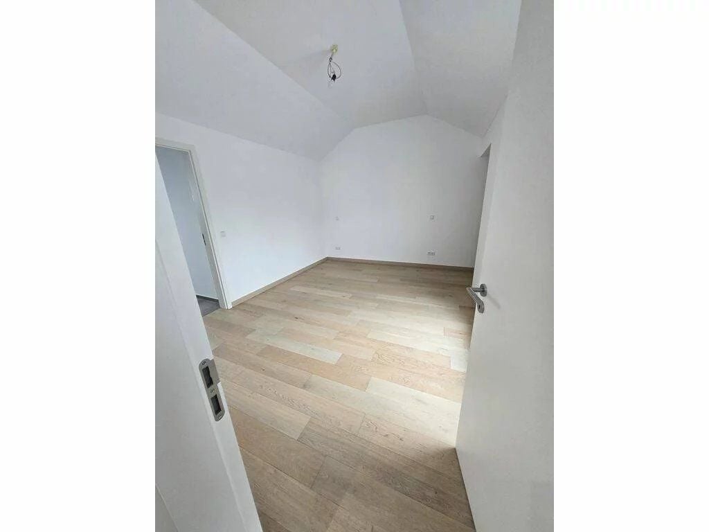 Maison individuelle 4 chambres en vente à Contern
