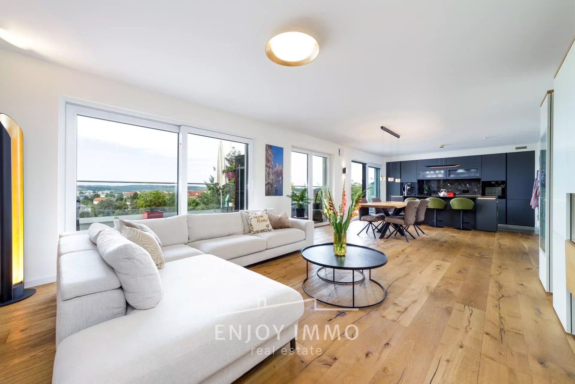 3-Zimmer-Penthouse zum Verkauf in Perl