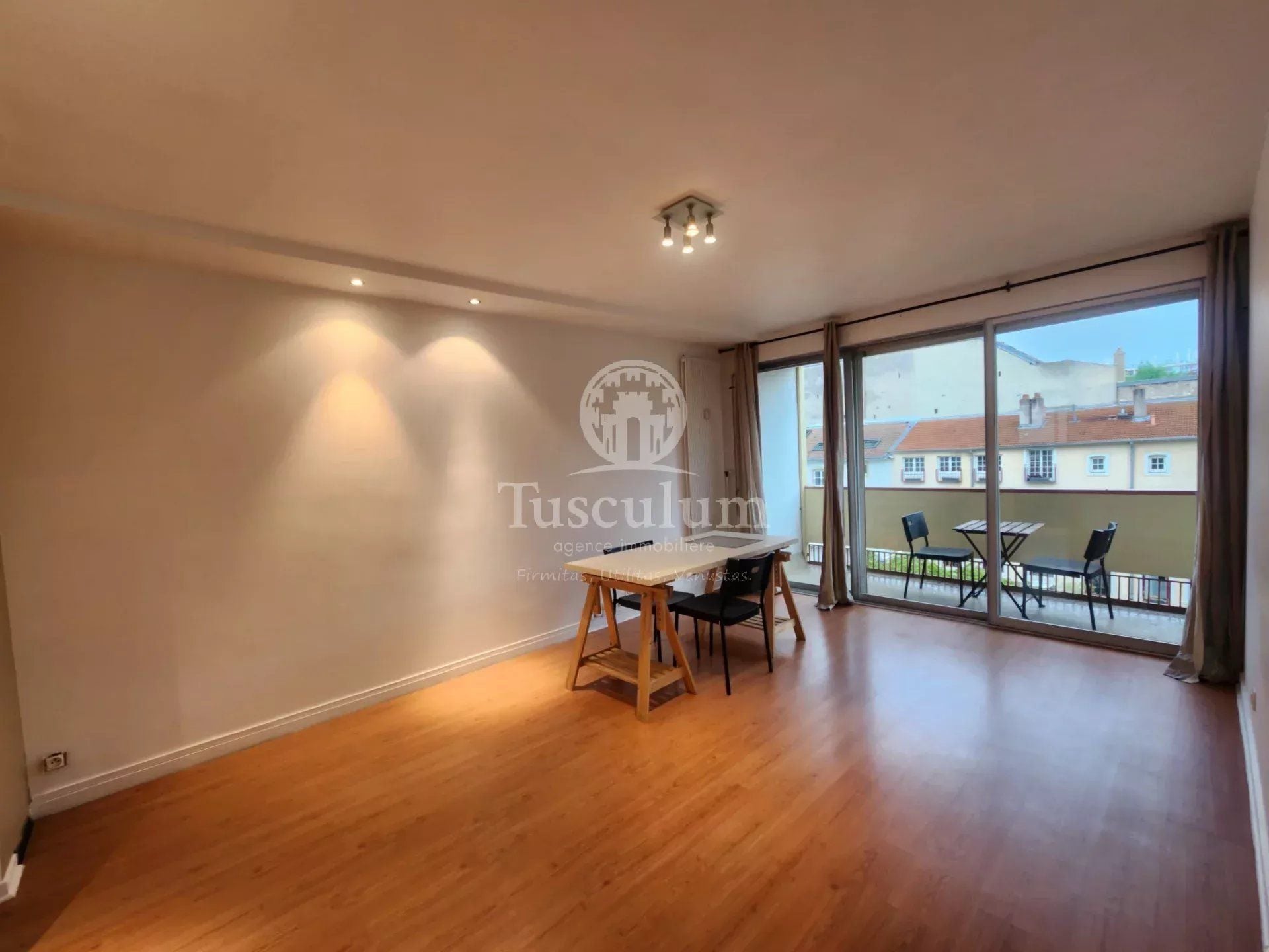 2-bedroom Apartment for sale in Nancy