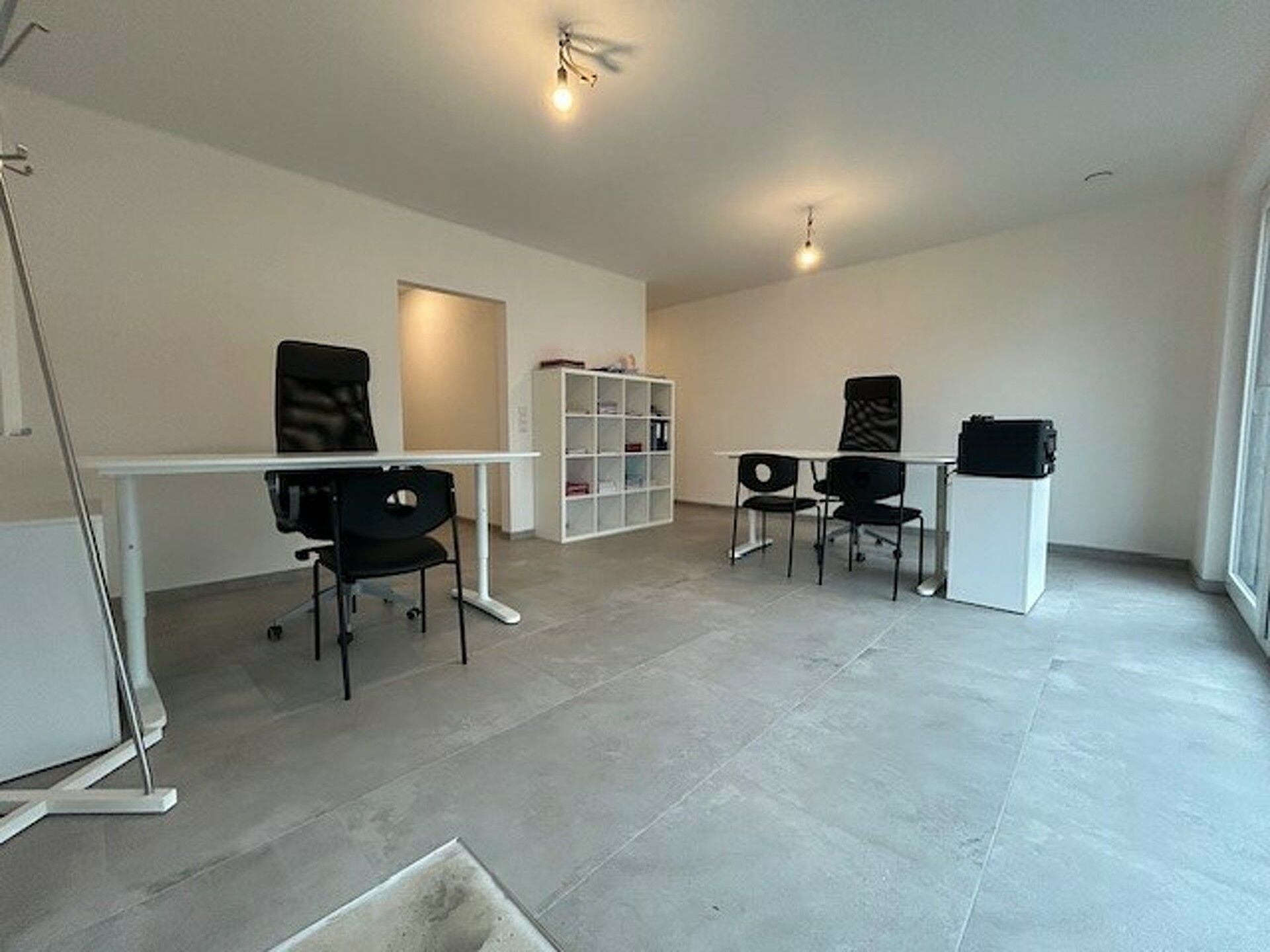1-unit Office for sale in Schieren
