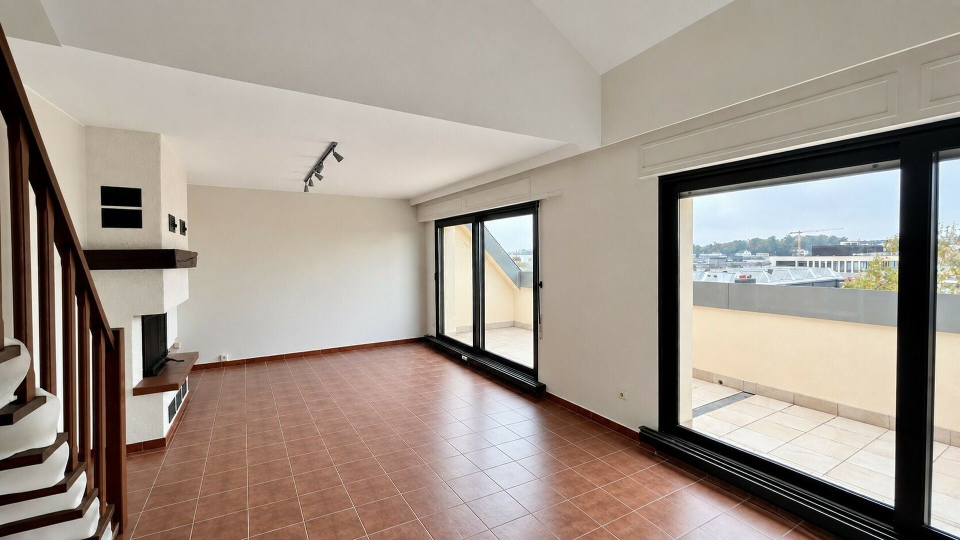 3-bedroom Apartment for rent in Luxembourg-Hollerich