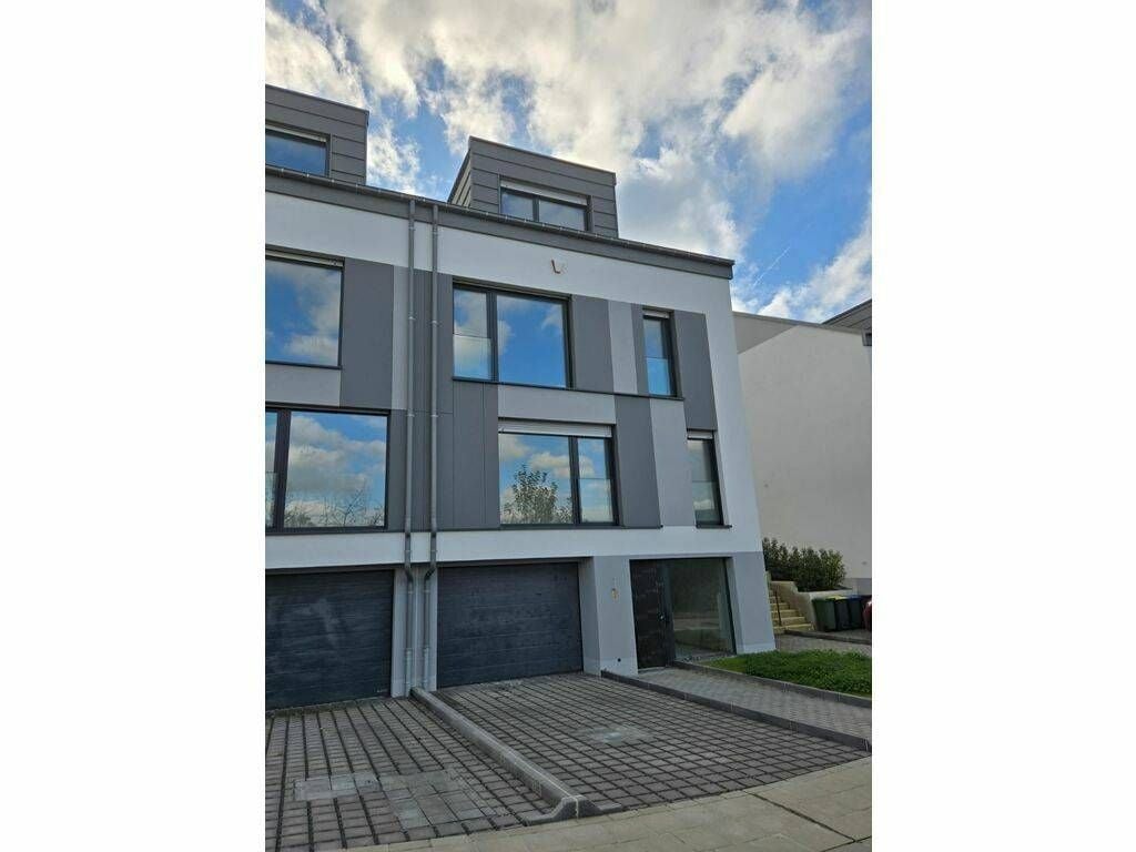 Maison individuelle 4 chambres en vente à Oberkorn