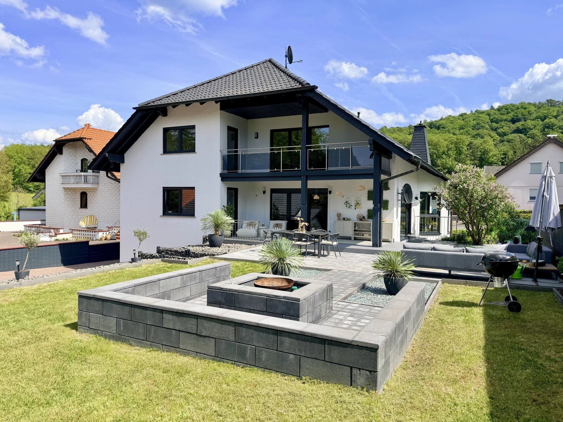 Villa for sale in Kirkel