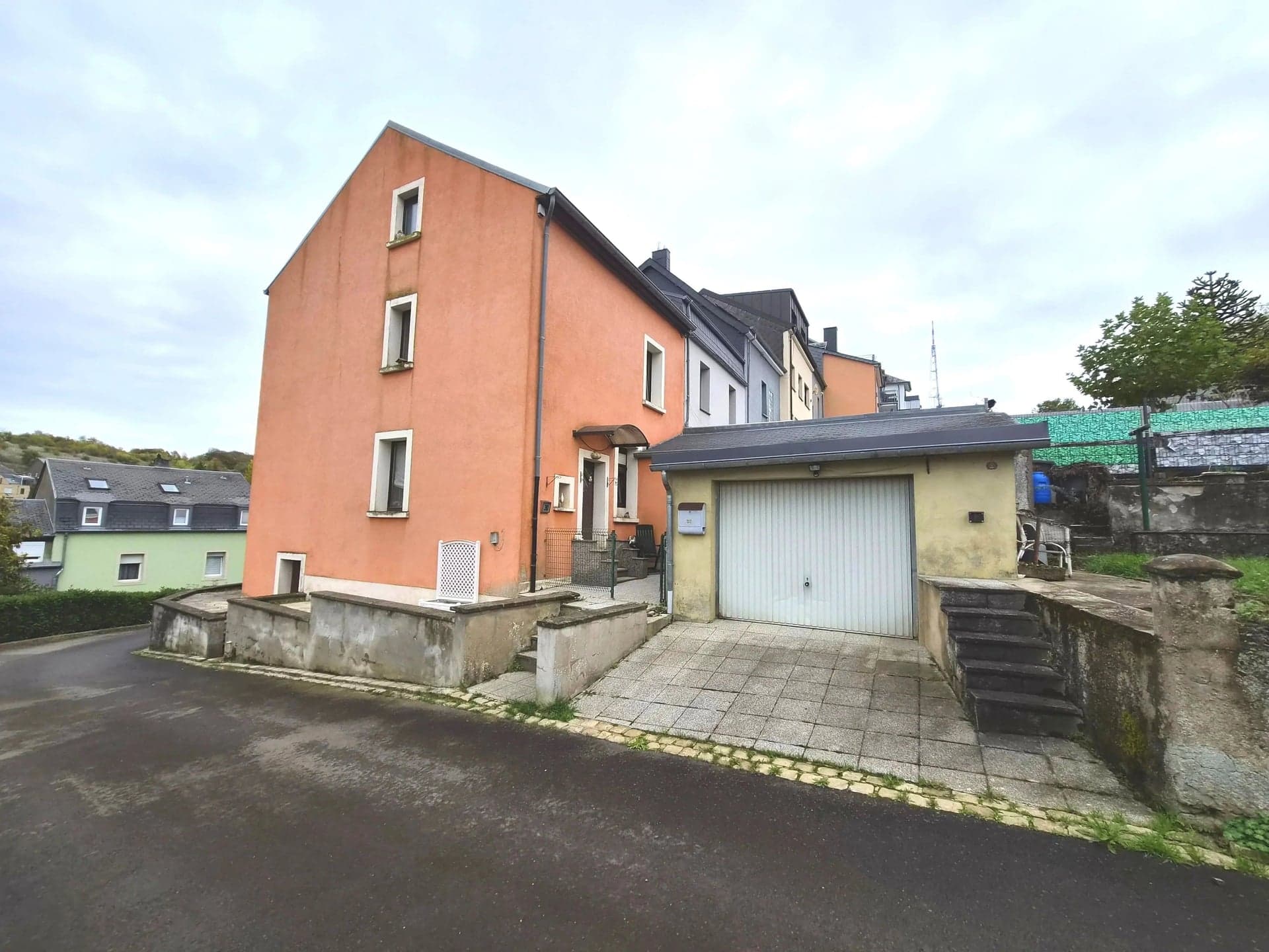 5-Zimmer-Haus zum Verkauf in Dudelange