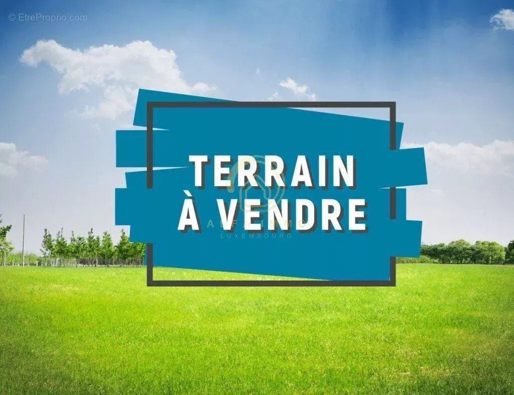 Terrain constructible en vente à Grosbous
