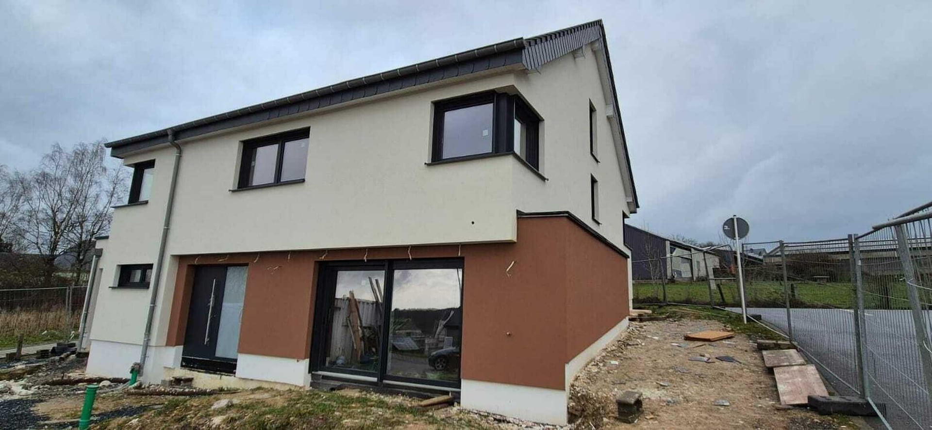 4-bedroom House for sale in Winseler
