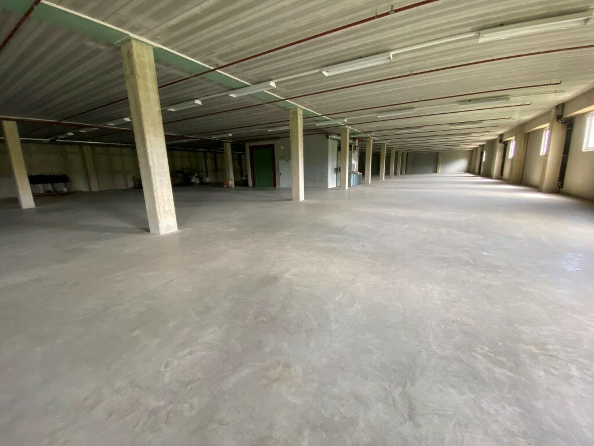 Local & Business assets for rent in Roost