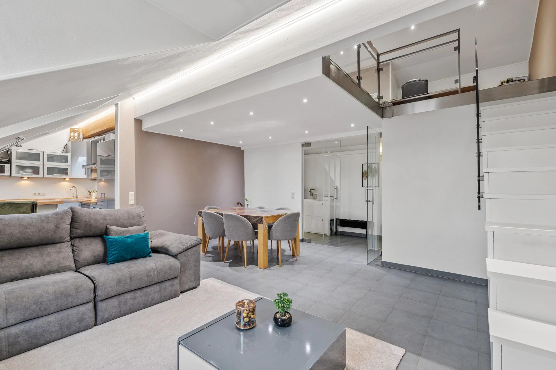 3-bedroom Apartment for sale in Niederfeulen